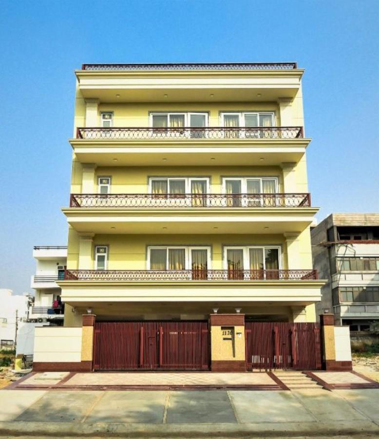 Bluo Studio4 Golf Course Road - Gym, Balcony, Lift Gurgaon Exterior photo